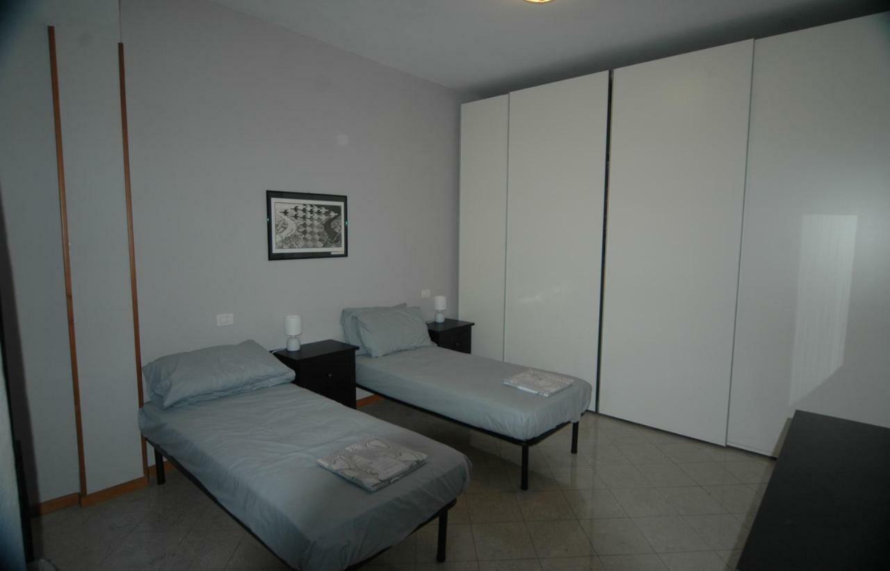Casa Rosa Apartment Rimini Exterior photo