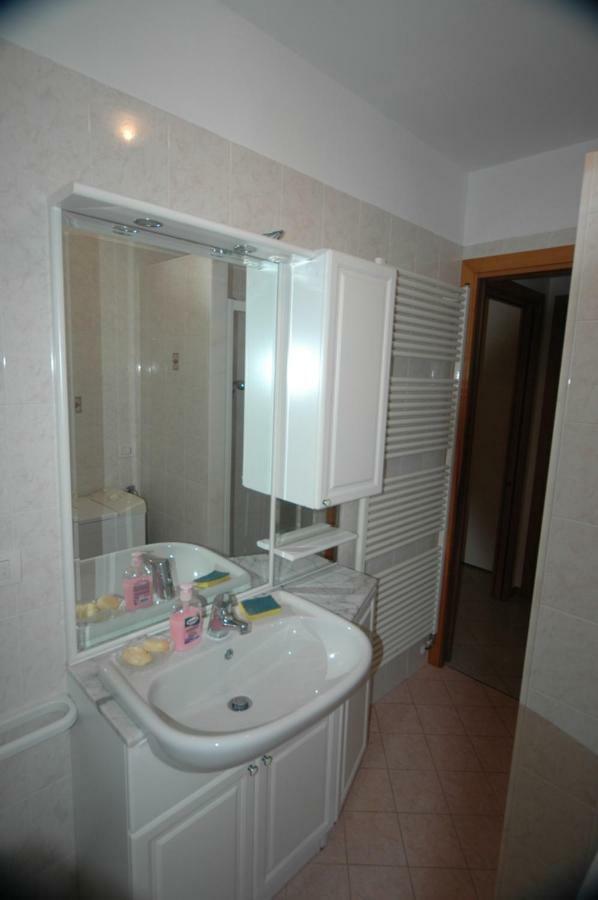 Casa Rosa Apartment Rimini Exterior photo